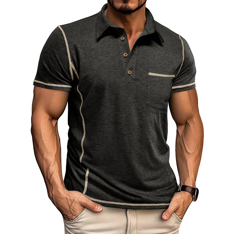 Kurzarm-T-Shirt mit Revers und Brusttasche