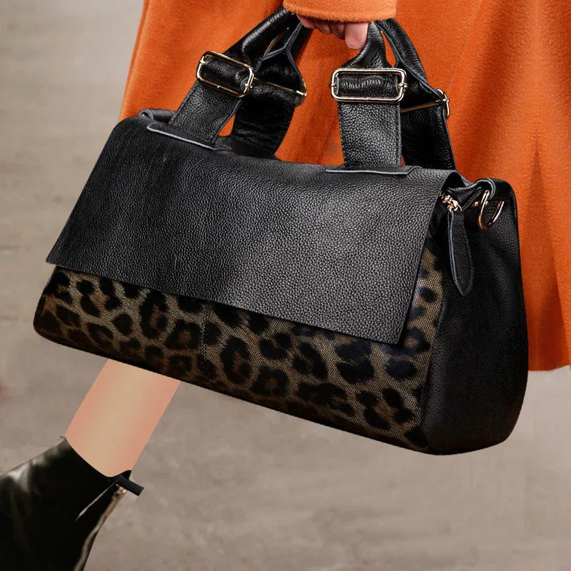 Handtasche aus echtem Leder mit Leopardenmuster für Damen
