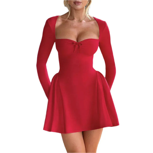 Damen Abendkleid mit tiefem Ausschnitt und langen Ärmeln
